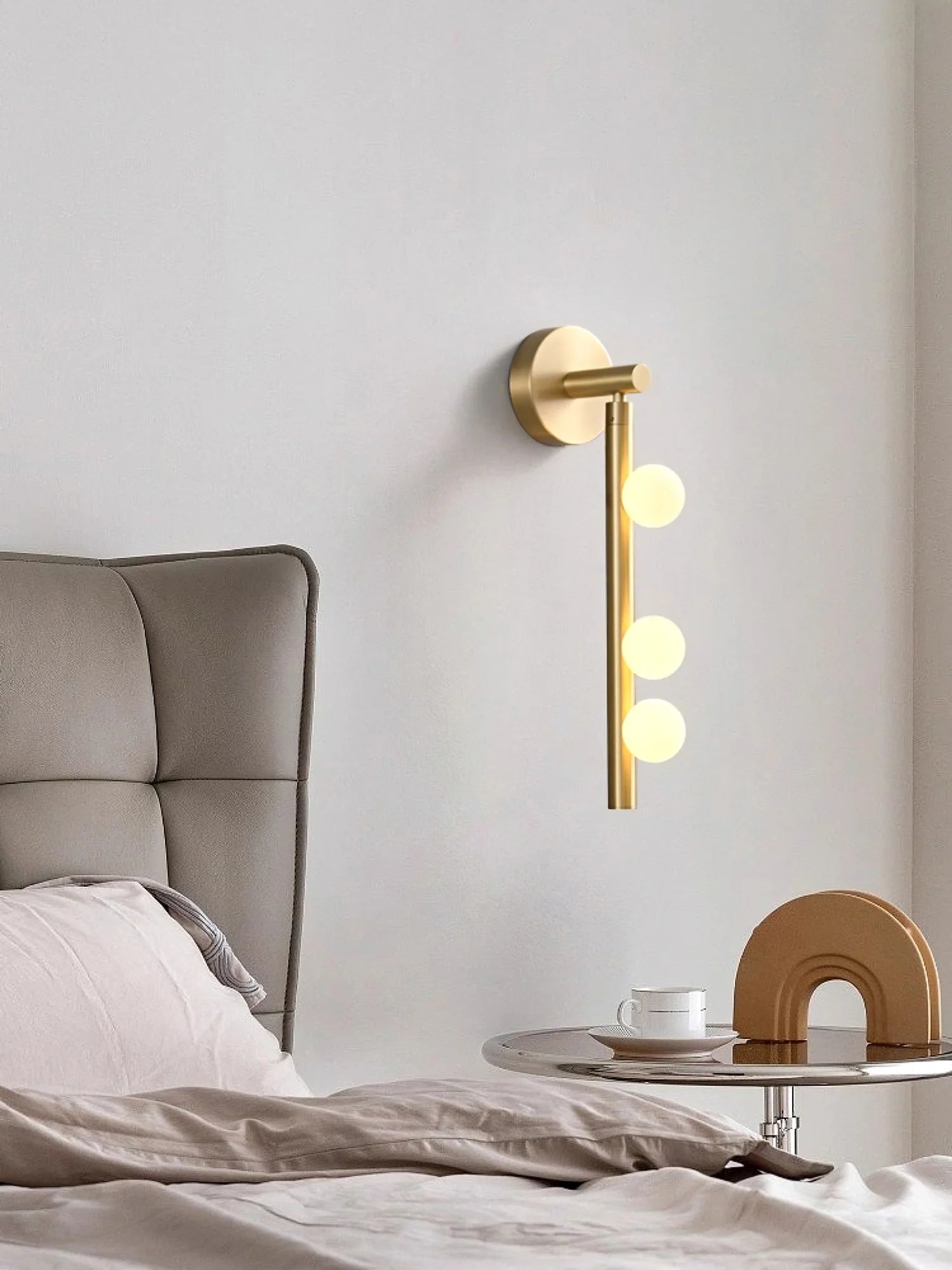 Applique Murale Miroir 3 Globes en Verre — Lampe Vanité Style Industriel Contemporain | COLLIER™