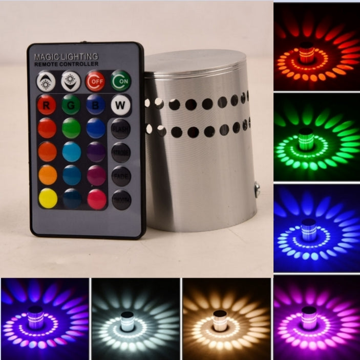 plafonnier LED orientable Glow Path en métal nickel avec lumière RGB ou blanche