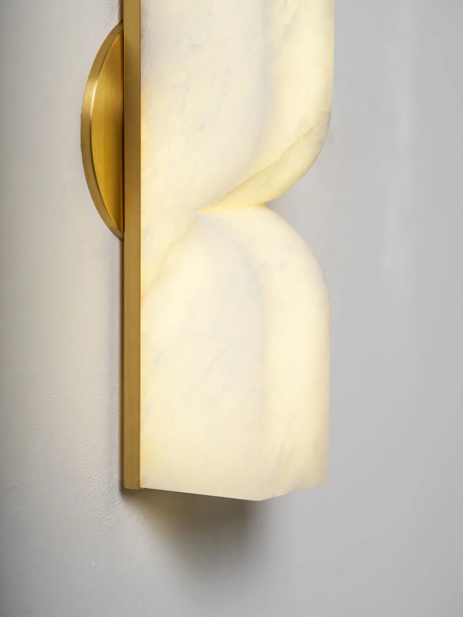 Applique Murale en Marbre Naturel & Cuivre — Lampe Art Déco Style Moderne | OBÉLISQUE™