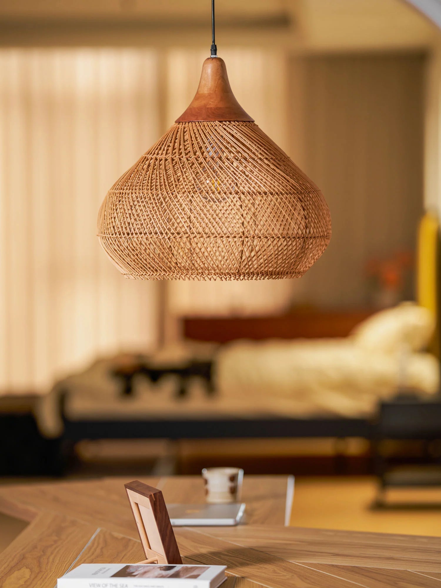 Suspension en Rotin Tressé — Lustre Style Asie du Sud-Est | OSIER™