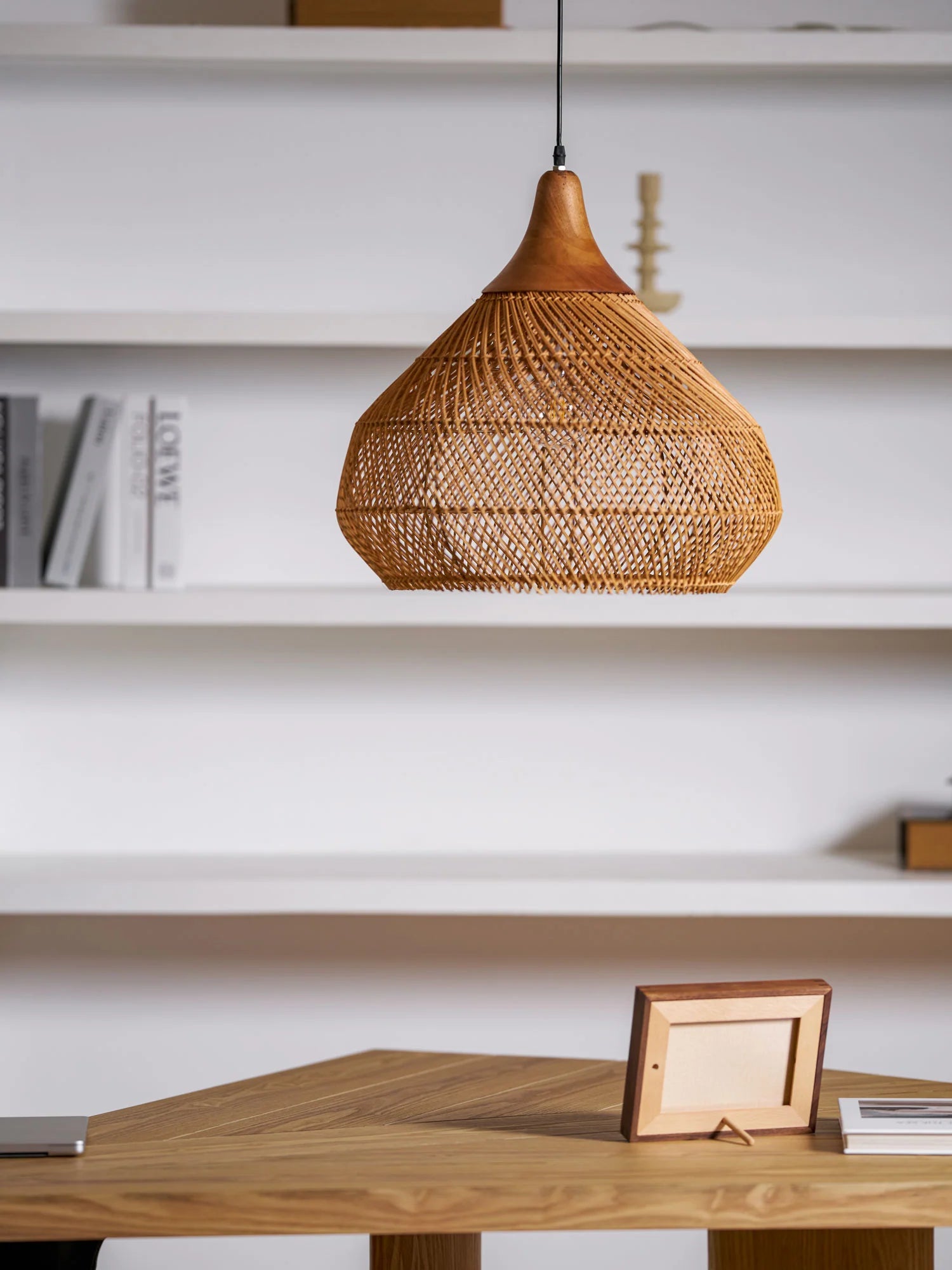 Suspension en Rotin Tressé — Lustre Style Asie du Sud-Est | OSIER™