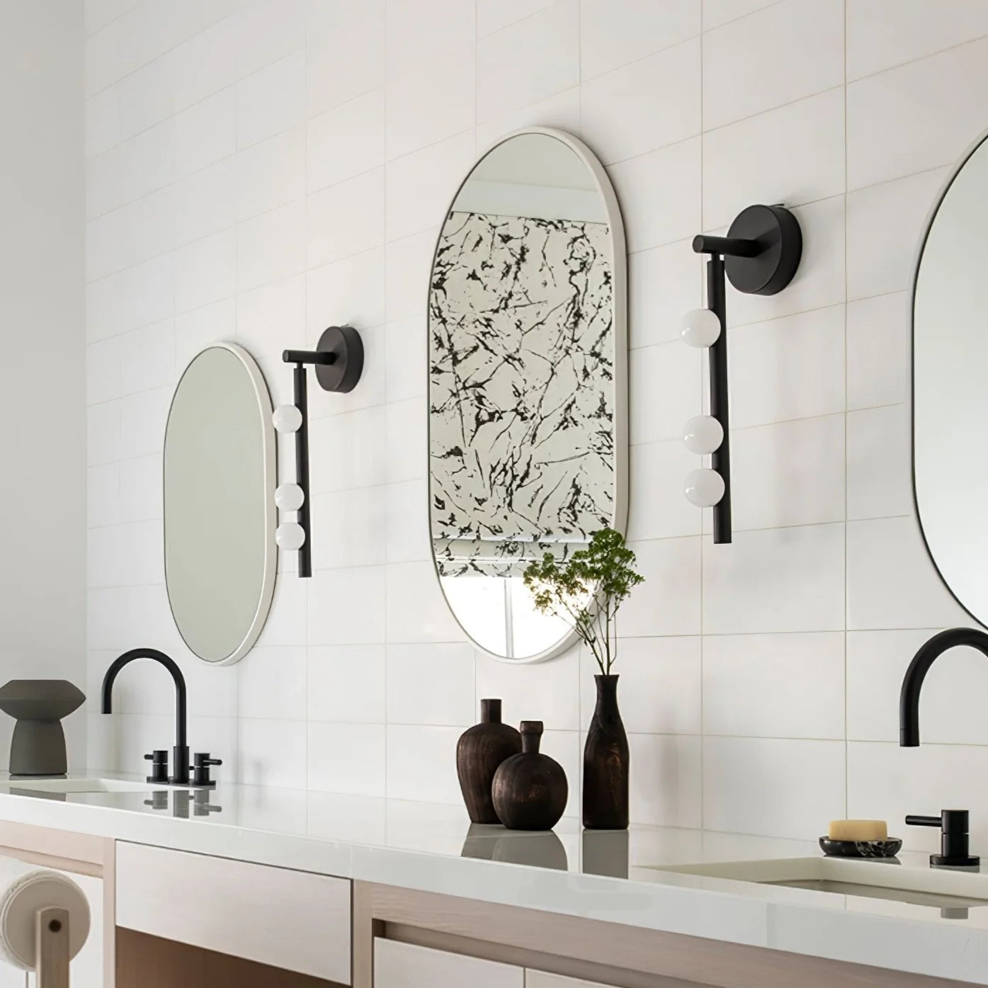 Applique Murale Miroir 3 Globes en Verre — Lampe Vanité Style Industriel Contemporain | COLLIER™