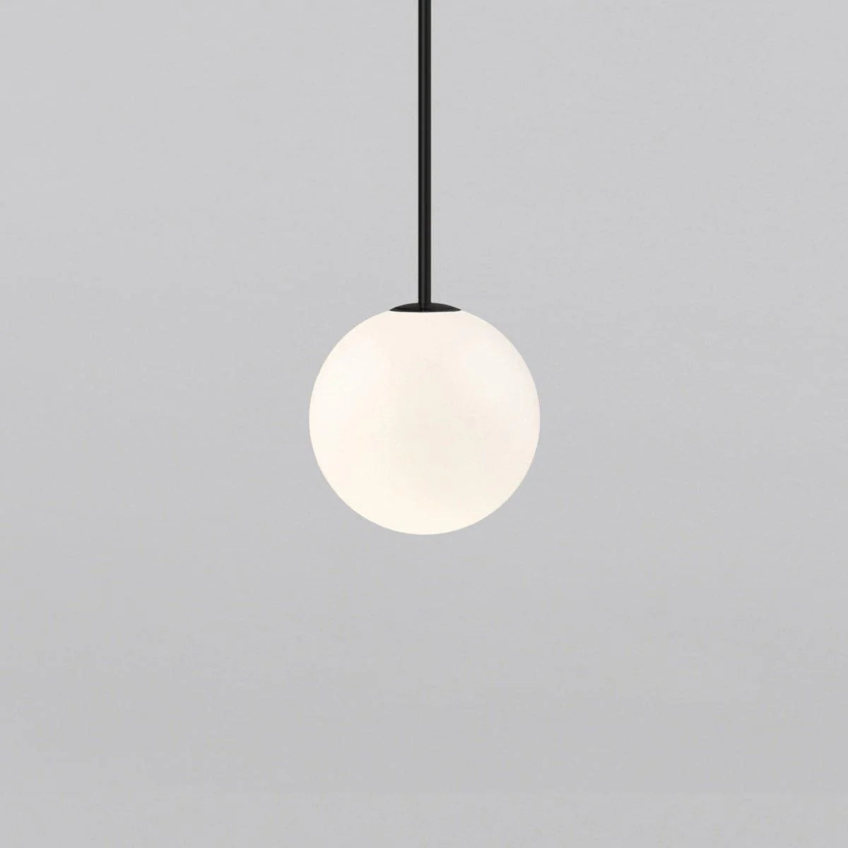 Suspension Boule en Verre Blanc — Lustre Minimaliste Style Moderne | BILLE™