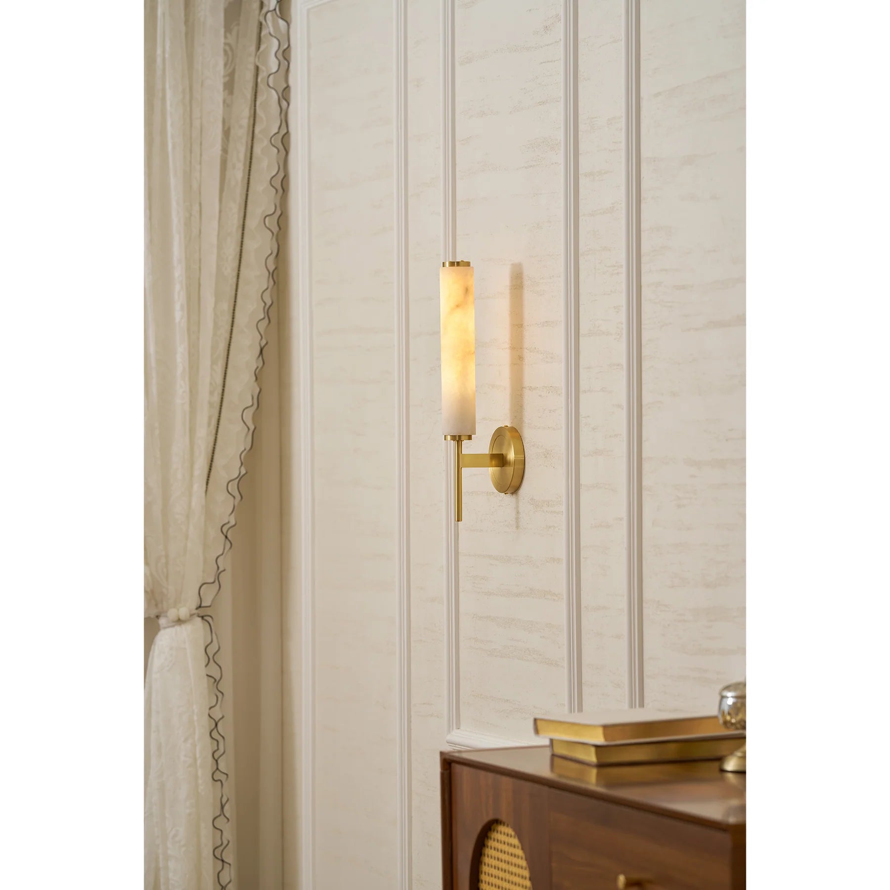 Applique Murale en Marbre Sculpté & Cuivre — Lampe Décorative Style Moderne | MARBRURE™
