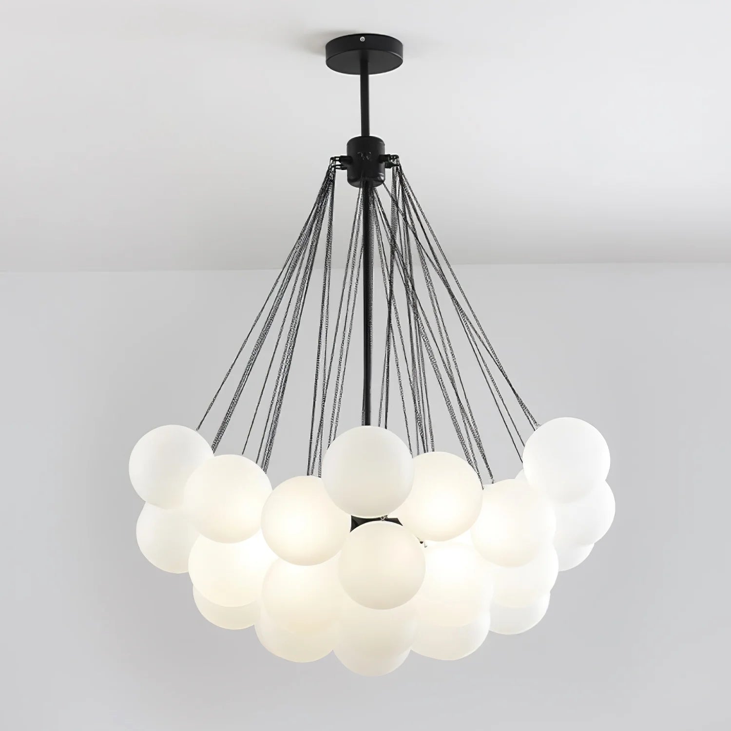Lustre Boule de Verre Dépoli Multi-Têtes | ESSAIM™