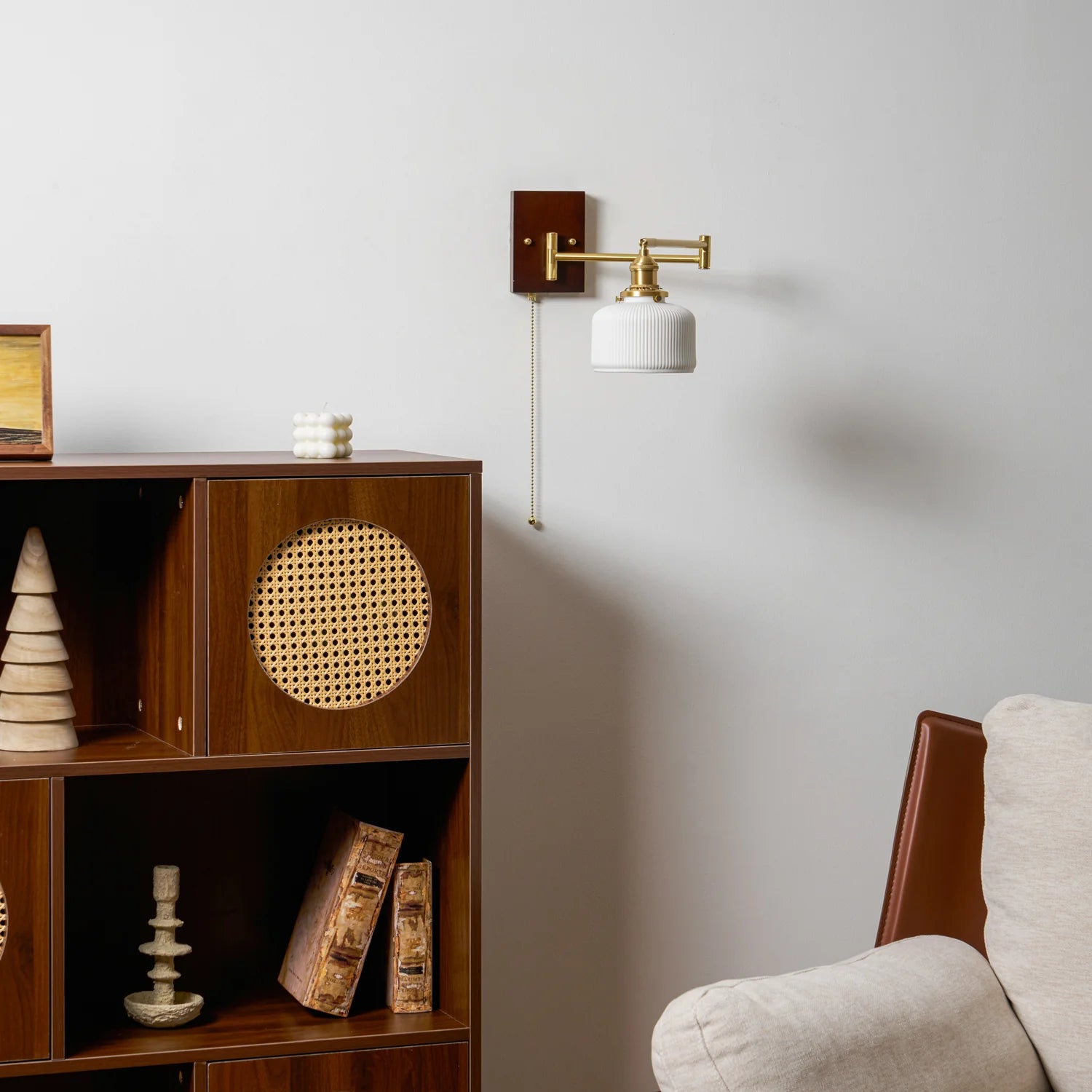 Applique Murale à Bras Articulé Noyer & Cuivre — Lampe Chevet Style Moderne | LIANE™