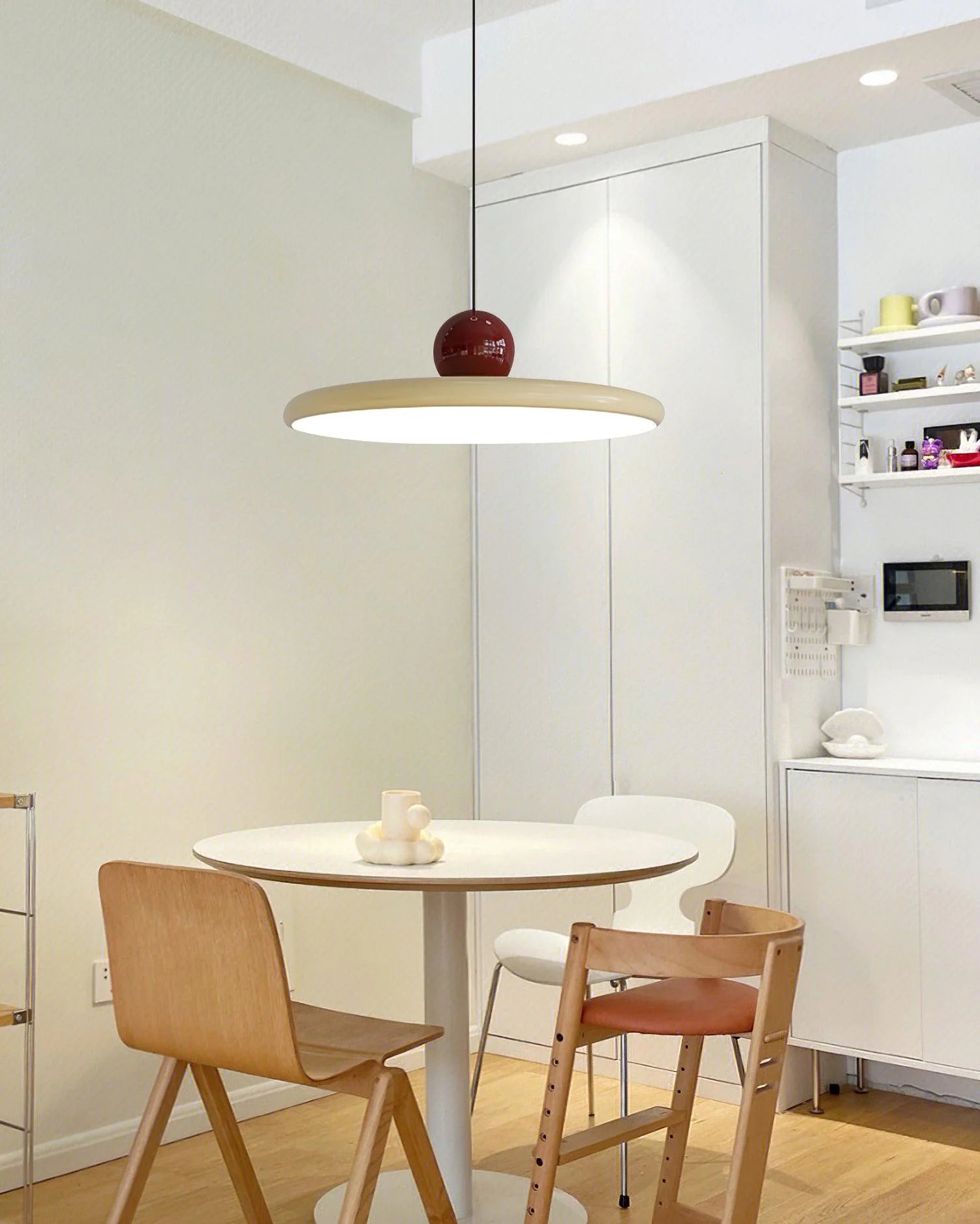 Suspension Disque Perforé Style Macaron — Lustre Nordique Coloré | MERINGUE™