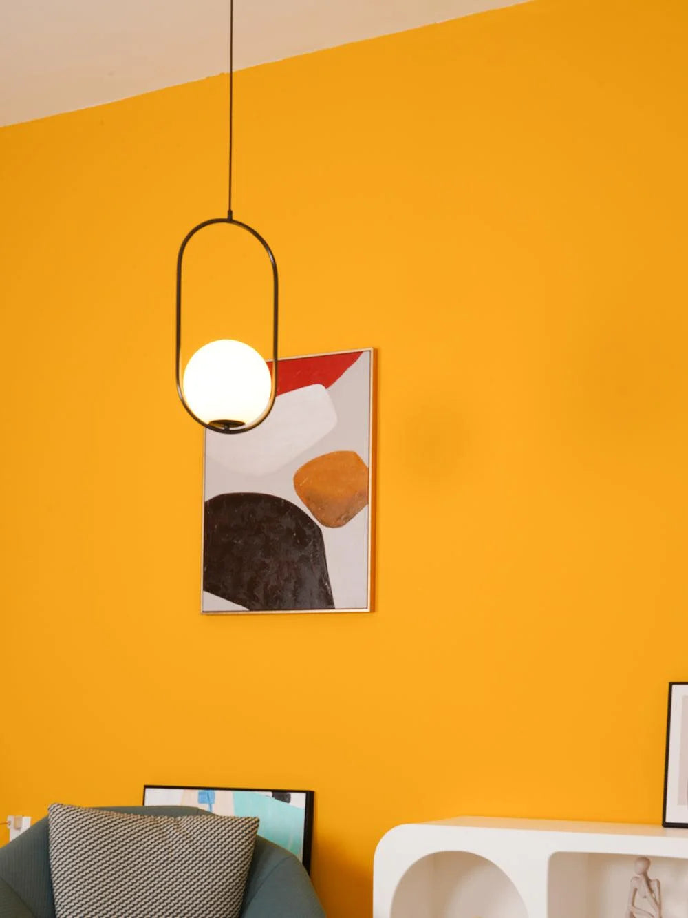 Suspension Boule de Verre & Tige Métal — Petit Lustre Style Bar Minimaliste | GOUTTELETTE™