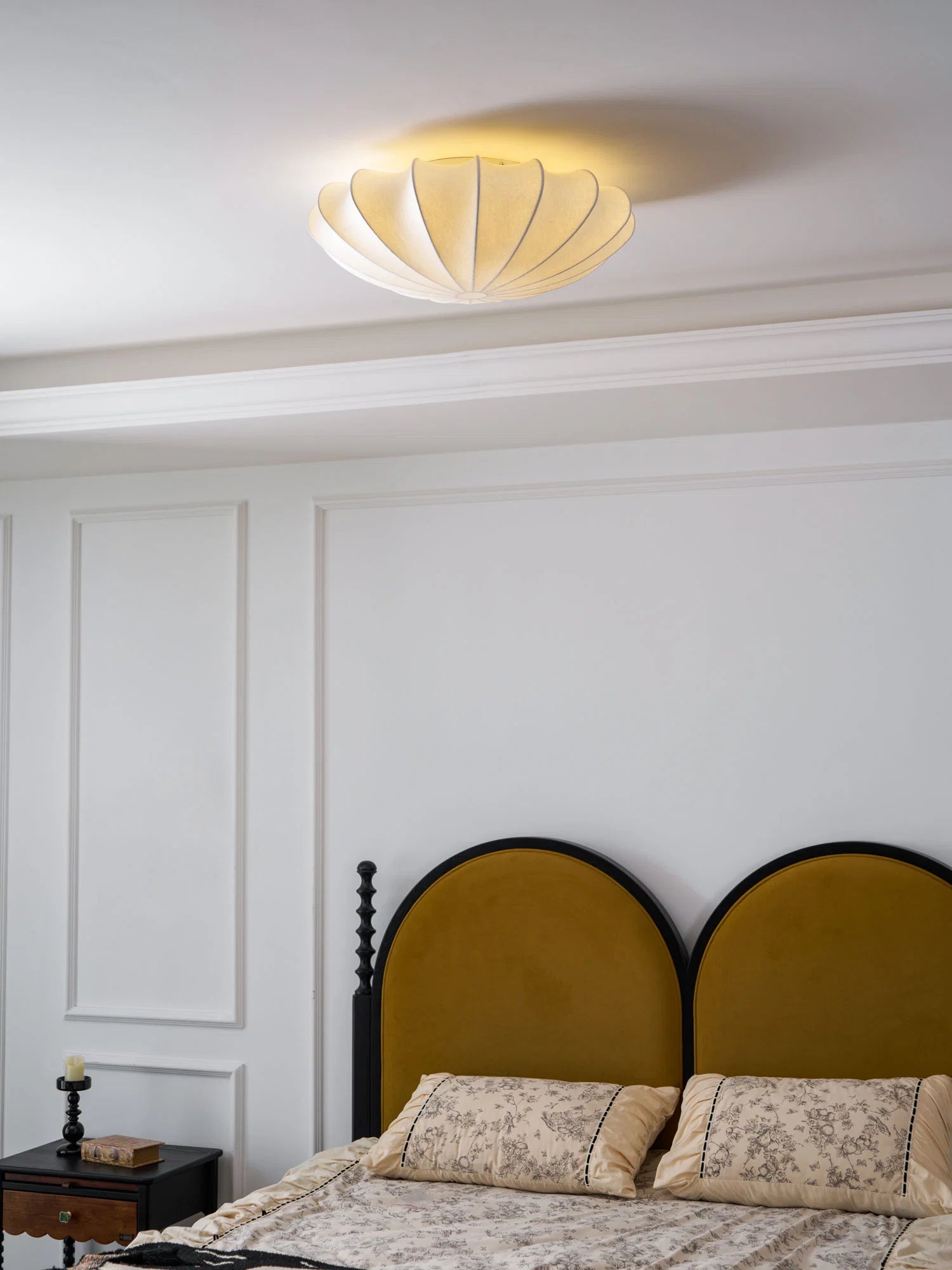 Plafonnier Abat-jour en Soie Ivoire — Downlight Style Art Déco Nordique | IVOIRE™