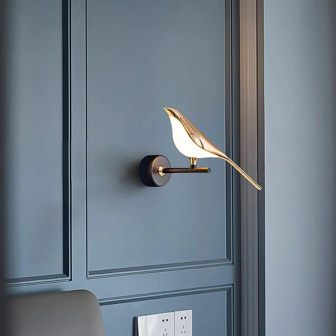 Applique Murale Oiseau en Métal Doré — Lampe Murale Style Nordique Ludique | MÉSANGE™
