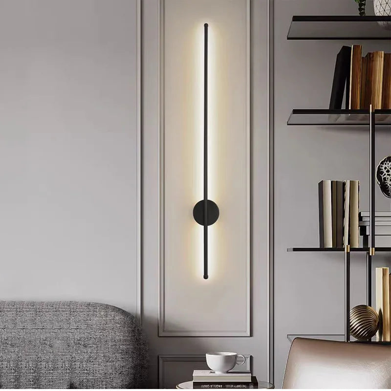 Applique murale LED noire avec barre lumineuse et cercle central, design minimaliste moderne pour salons, chambres et espaces professionnels.