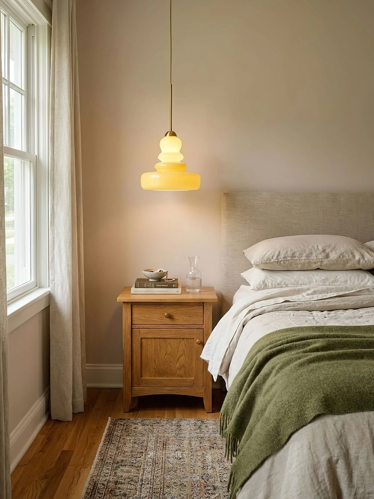 Suspension Cloche en Verre Teinté — Lustre Style Bauhaus Post-Moderne | CLOCHE™