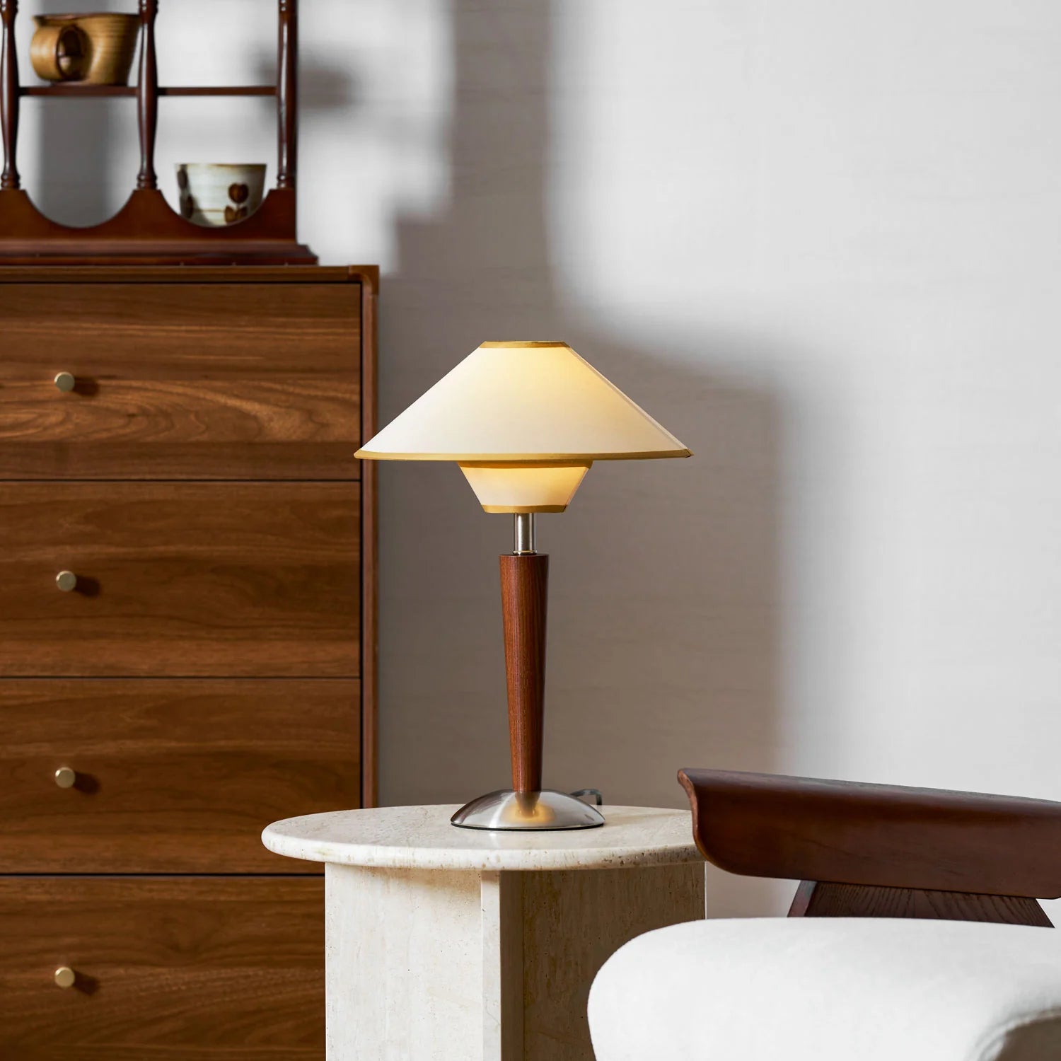 Lampe de Chevet Noyer Massif & Abat-jour Conique en Tissu | NOISETTE™