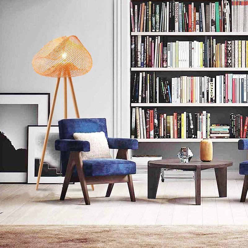 Lampadaire Trépied en Rotin ROTINA – L'Évasion Bohème et l'Artisanat Balinais - Lampes Design