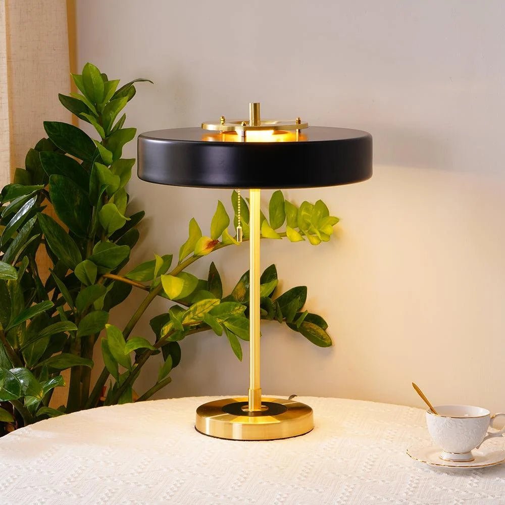 Lampe de Table Abat-jour Métal — Lampe Chevet Style Nordique Luxe | PHARE™ - Lampes Design