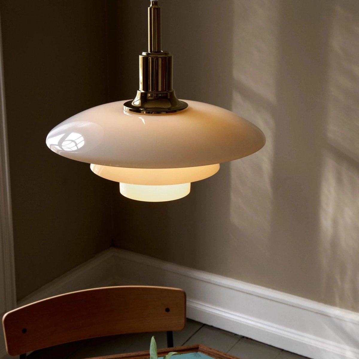 Suspension Design Verre Soufflé Style Scandinave pour Salon et Chambre | VELUX™ - Lampes Design