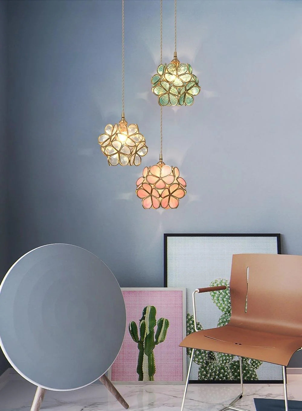 Suspension Fleur en Verre Émaillé & Cuivre — Petit Lustre Style Rétro Luxueux | TULIPE™