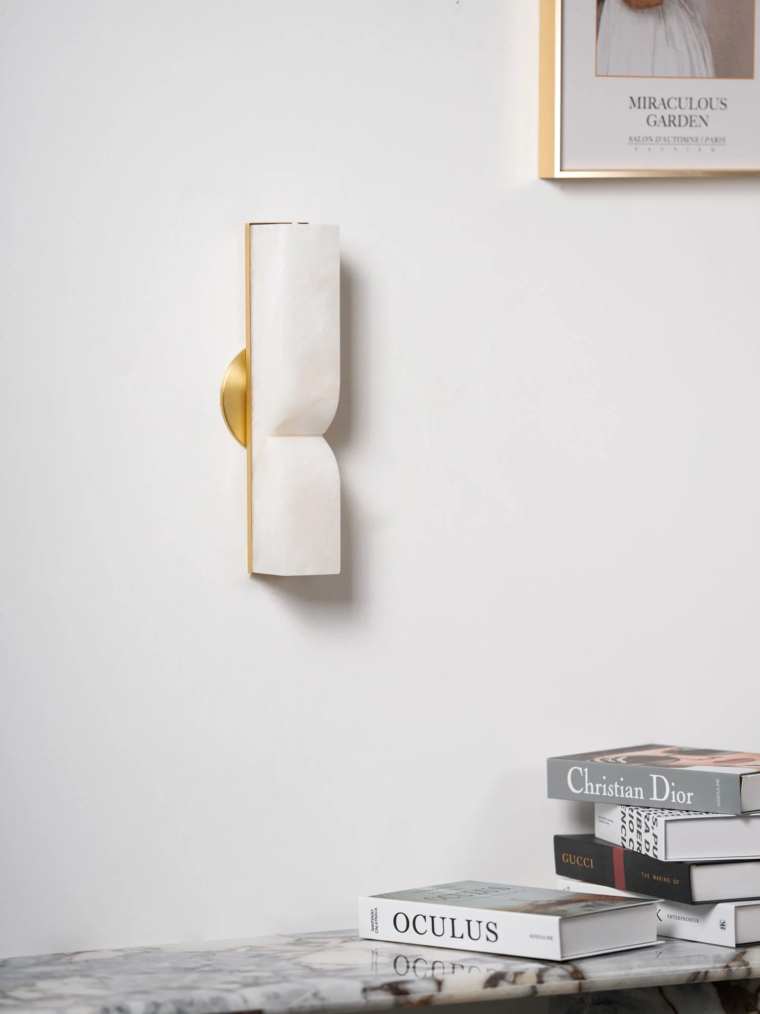 Applique Murale en Marbre Naturel & Cuivre — Lampe Art Déco Style Moderne | OBÉLISQUE™