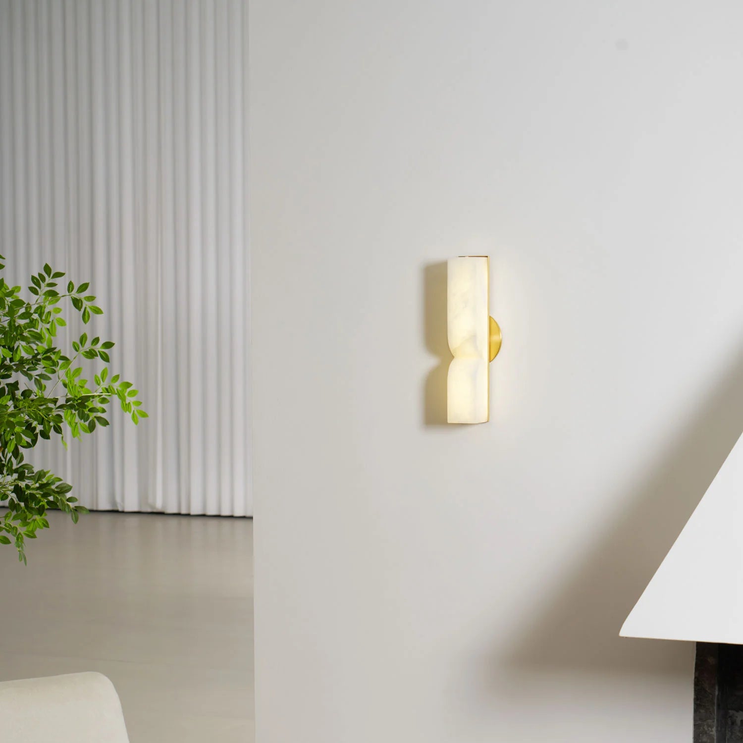 Applique Murale en Marbre Naturel & Cuivre — Lampe Art Déco Style Moderne | OBÉLISQUE™