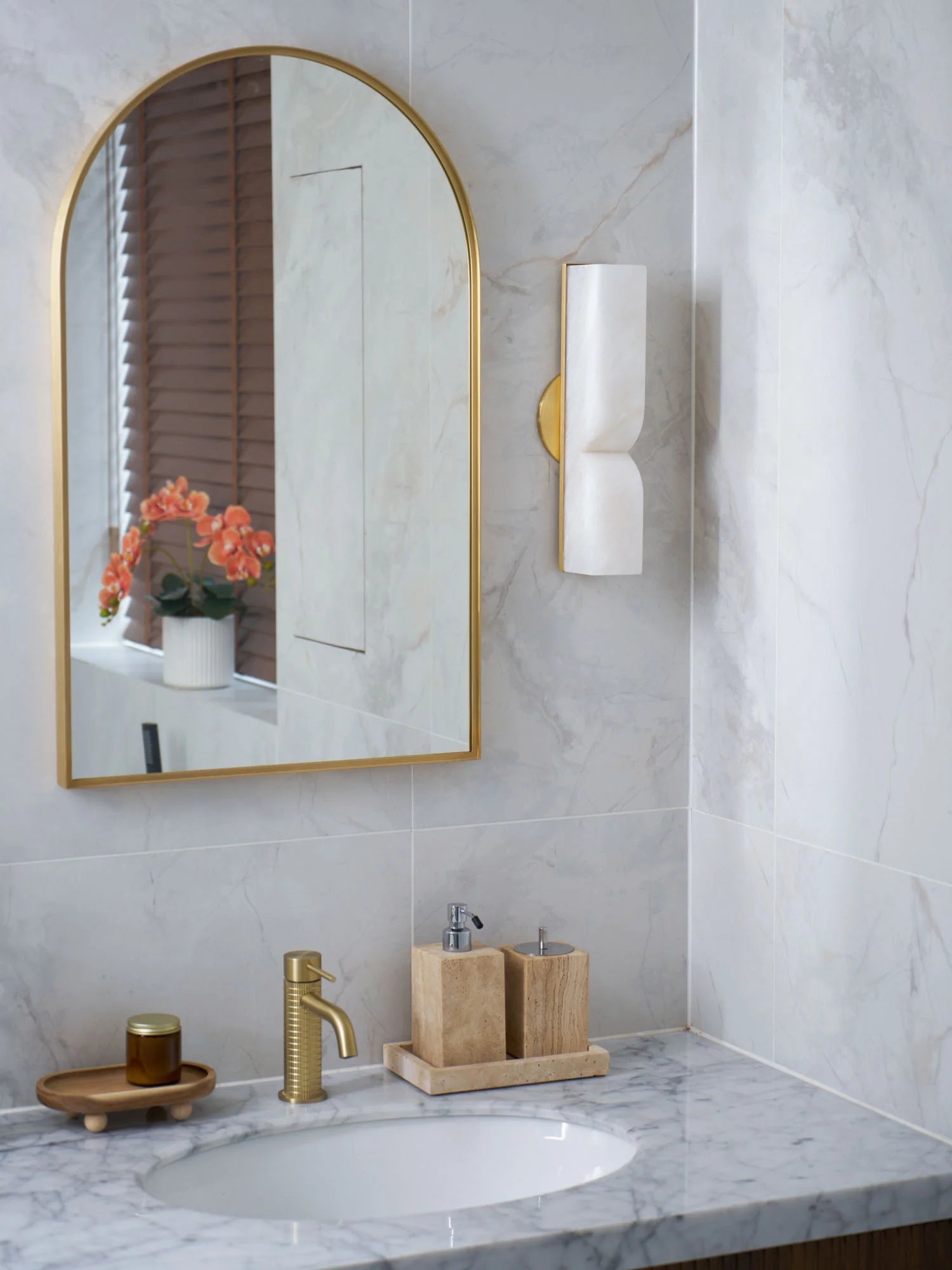 Applique Murale en Marbre Naturel & Cuivre — Lampe Art Déco Style Moderne | OBÉLISQUE™