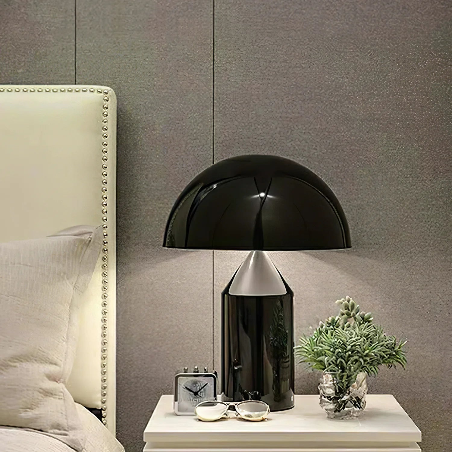 Lampe de Chevet Forme Champignon Métal | AMANITE™