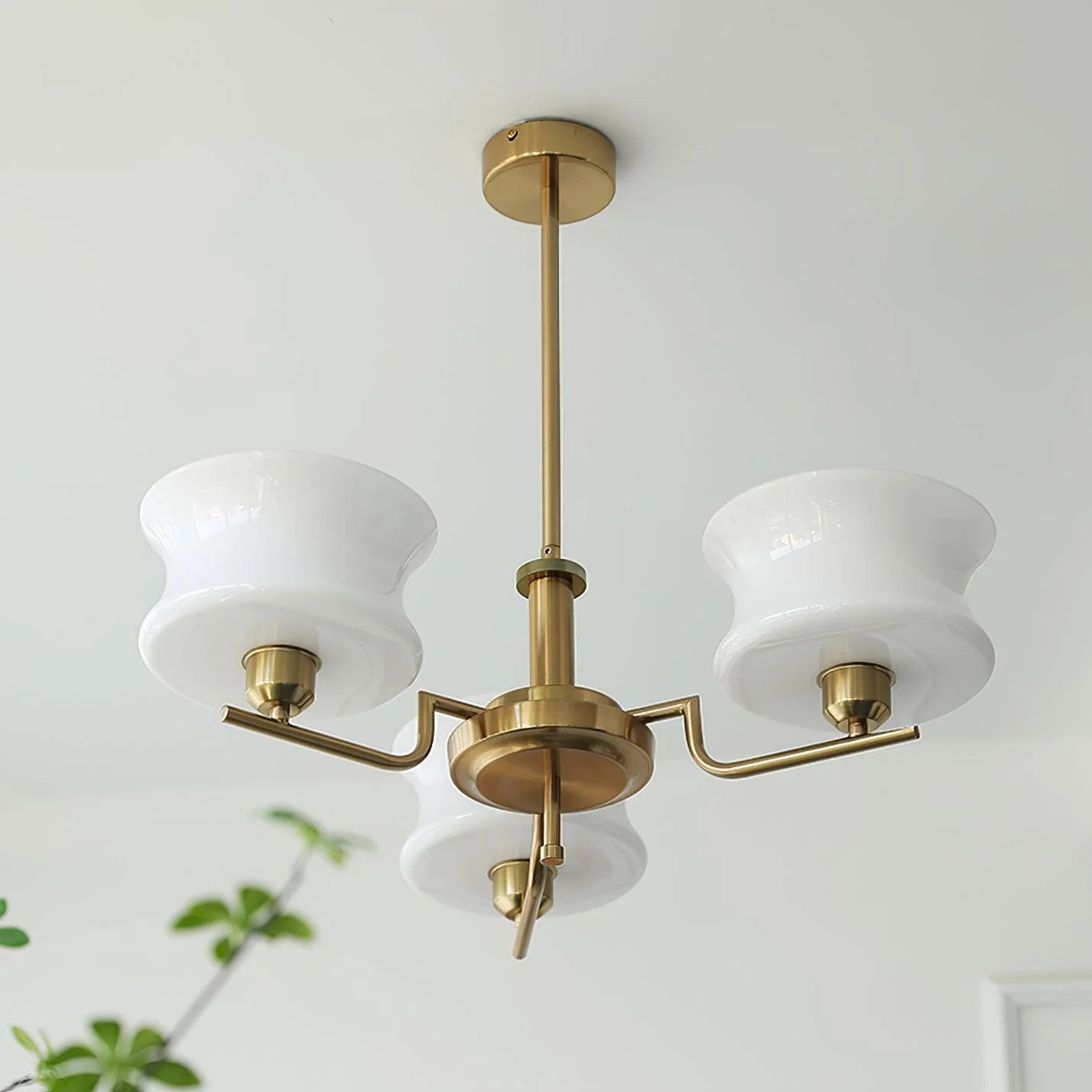 Suspension Globes en Verre Laiteux — Lustre Style Bauhaus Mid-Century | NACRE™
