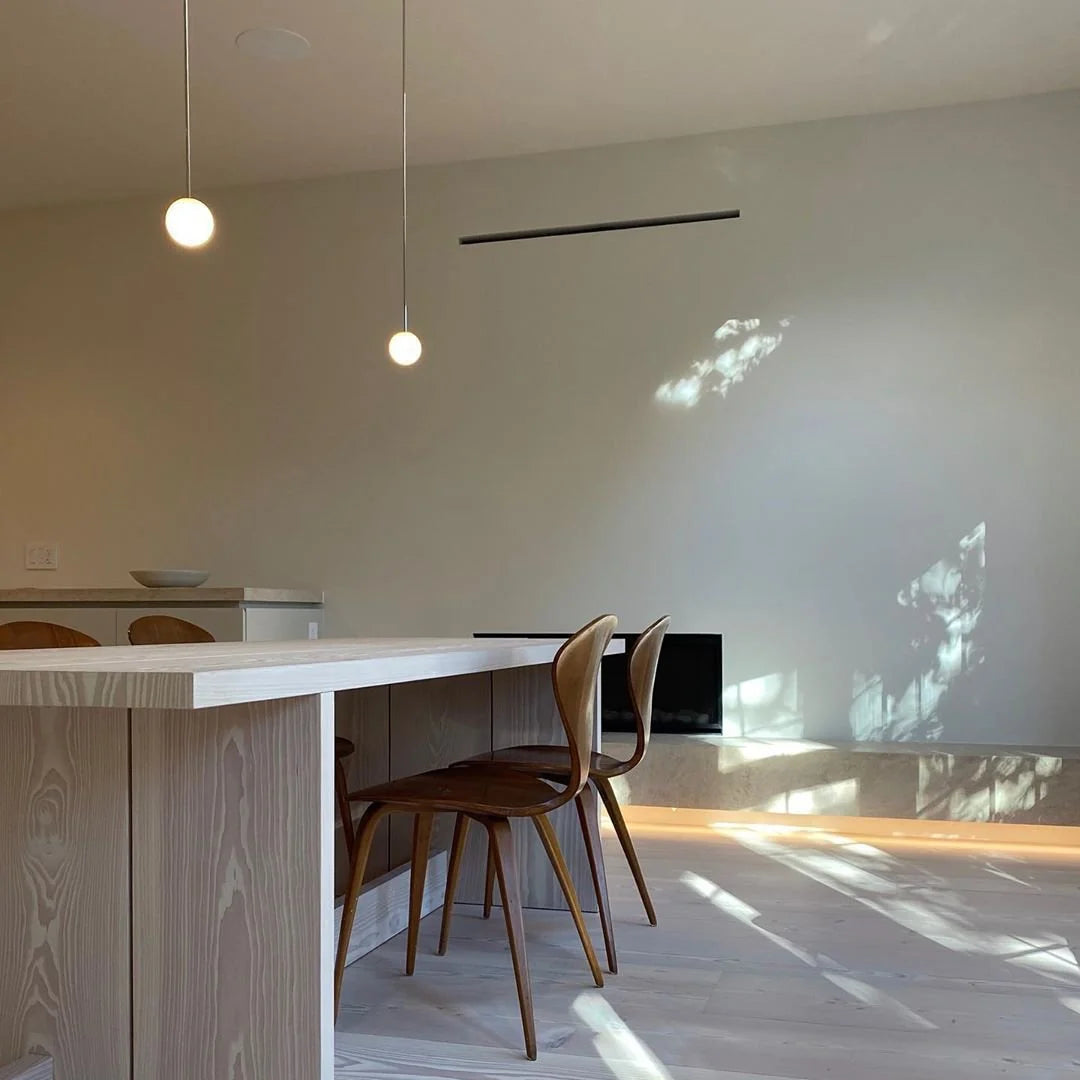 Suspension Boule en Verre Blanc — Lustre Minimaliste Style Moderne | BILLE™
