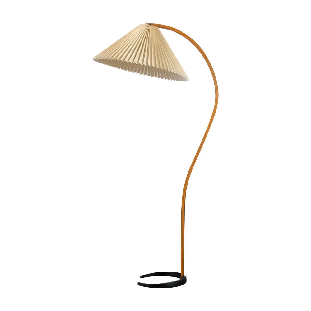 Lampadaire Arqué Bois Massif Abat-Jour Plissé — Luminaire Nordique Dimmable | ARCADE™