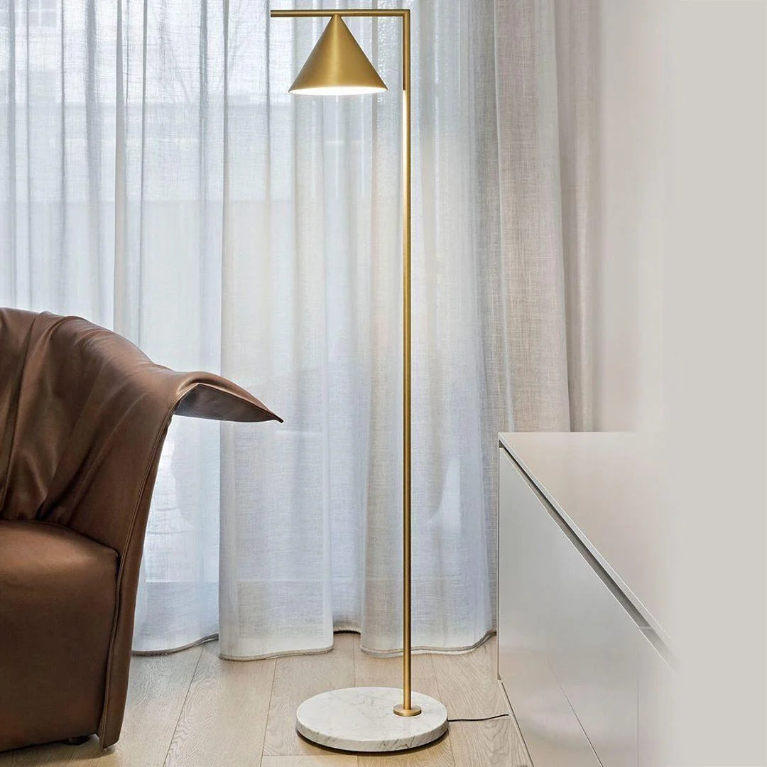 Lampadaire Doré Pied Acier & Base Marbre — Abat-jour Conique Style Classique | CANNE™