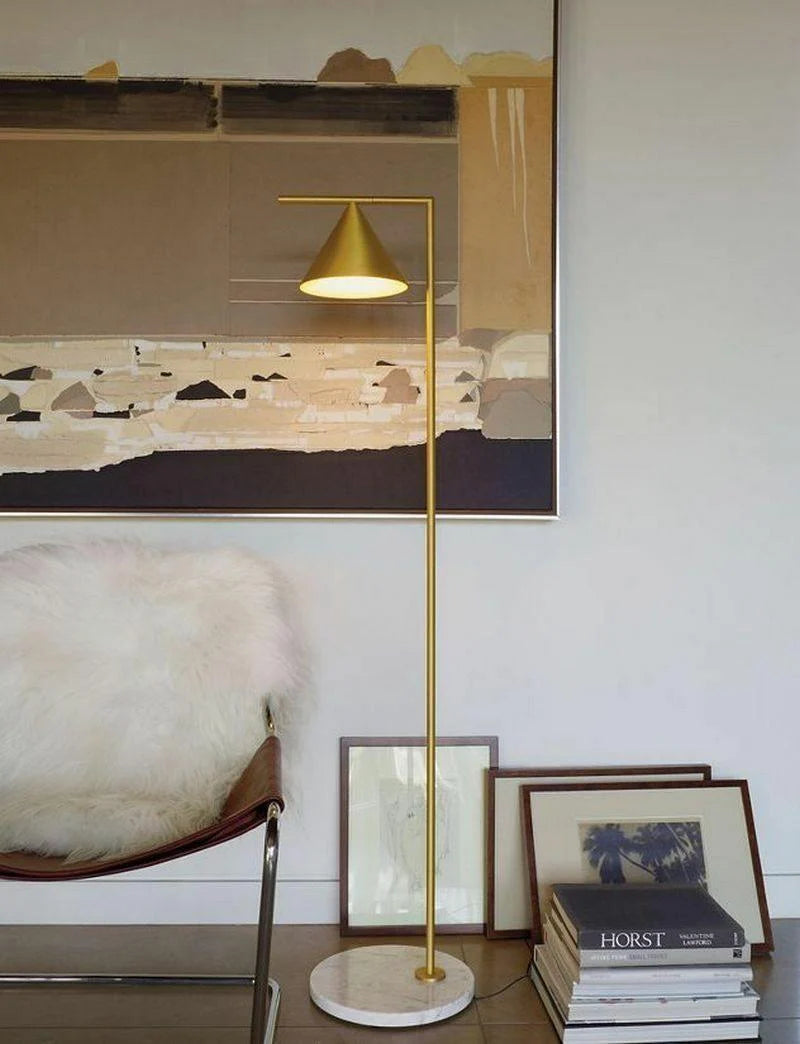 Lampadaire Doré Pied Acier & Base Marbre — Abat-jour Conique Style Classique | CANNE™