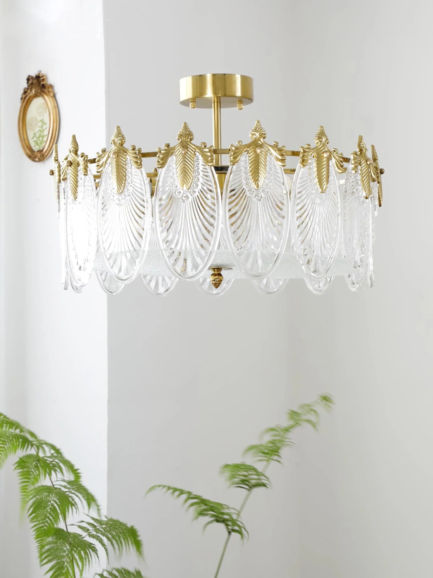 Plafonnier Feuilles de Verre Façon Paon — Lustre Art Déco Style Français | PAON™
