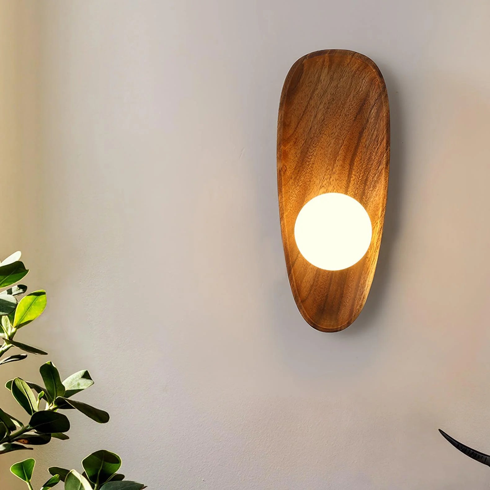 Applique Murale en Bois Naturel & Verre Teinté — Lampe Chevet Style Vintage | ÉCORCE™