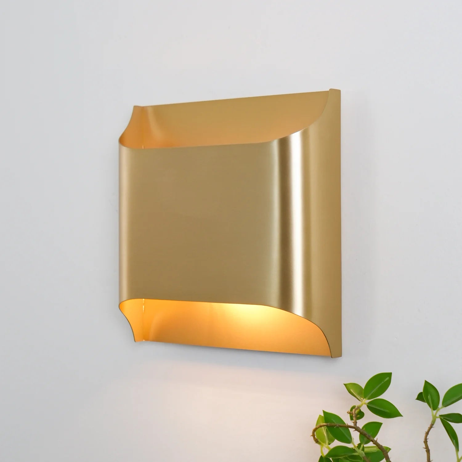 Applique Murale Minimaliste en Laiton — Lampe Murale Style Cottage | TRINGLE™