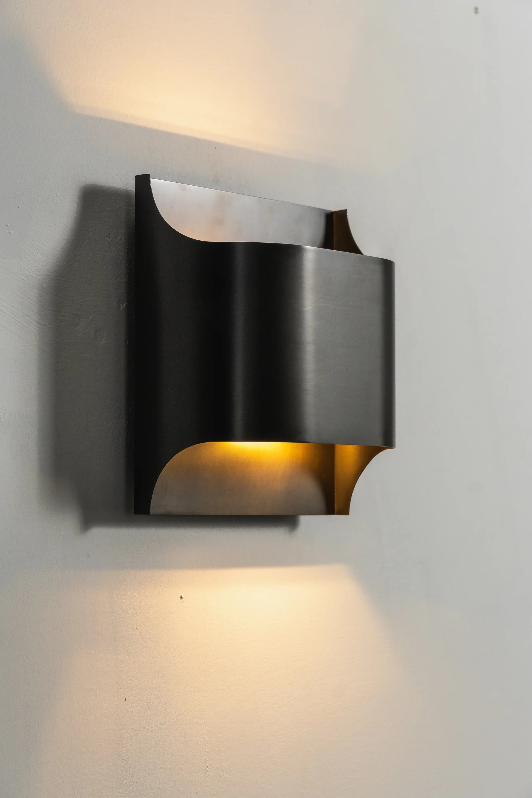 Applique Murale Minimaliste en Laiton — Lampe Murale Style Cottage | TRINGLE™