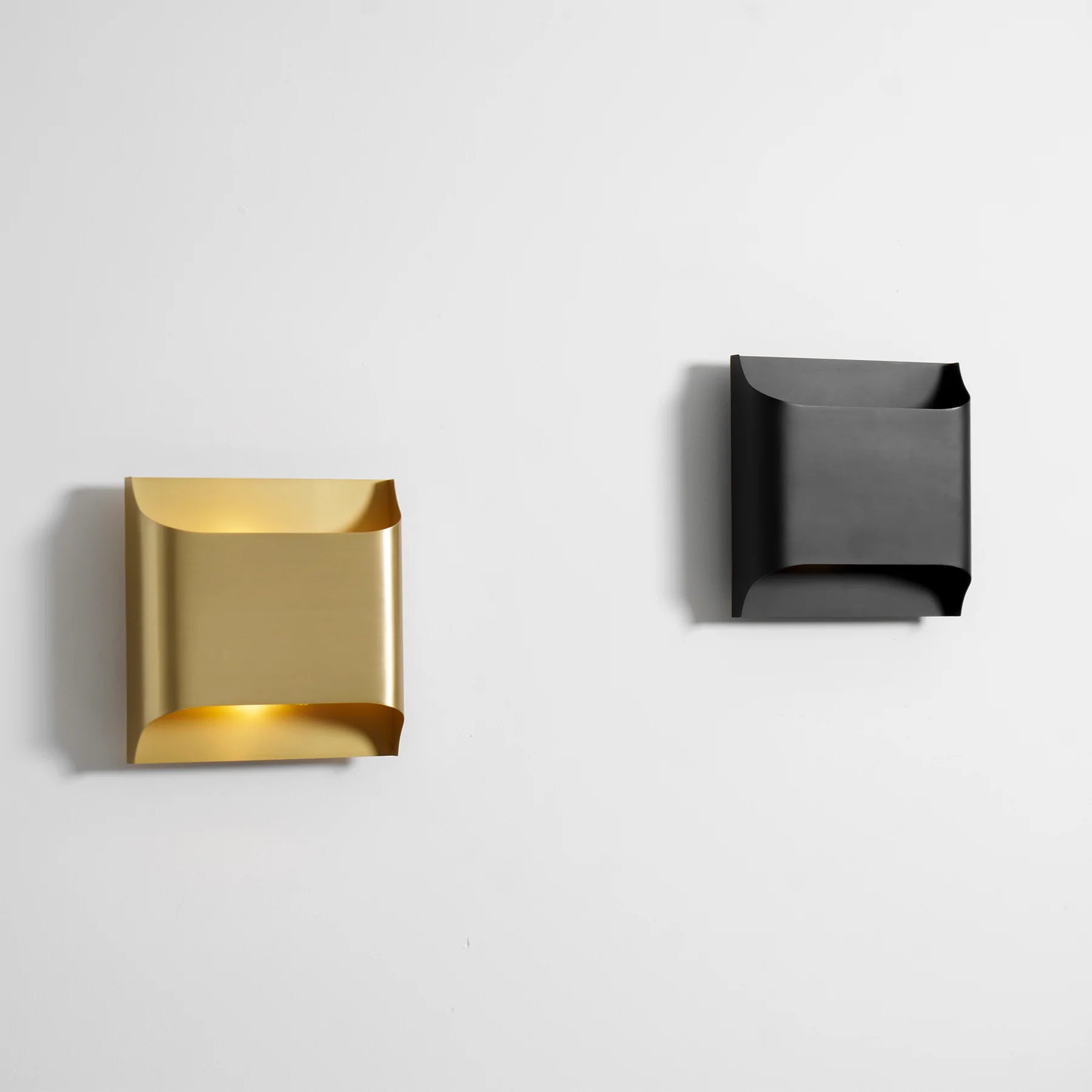 Applique Murale Minimaliste en Laiton — Lampe Murale Style Cottage | TRINGLE™