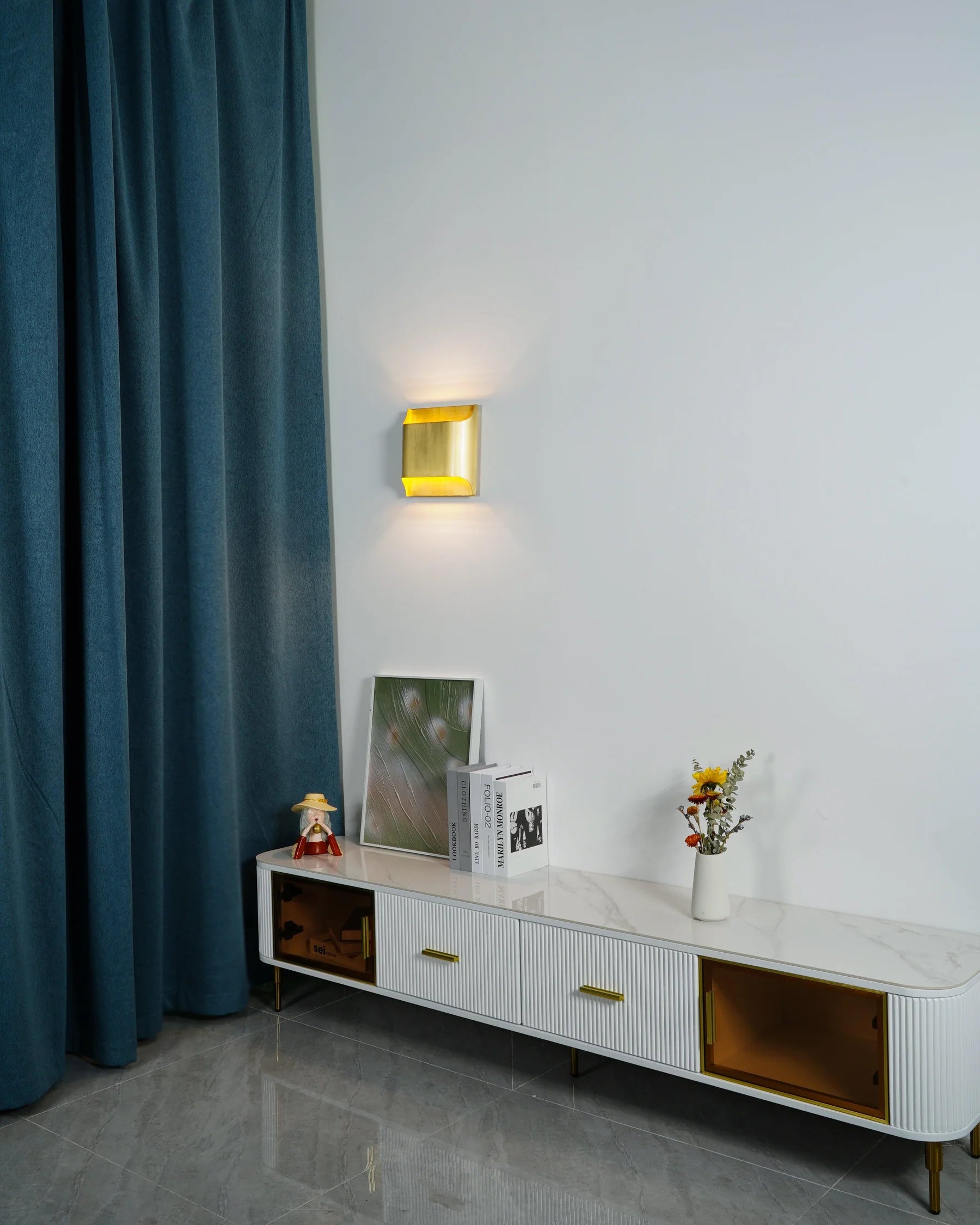 Applique Murale Minimaliste en Laiton — Lampe Murale Style Cottage | TRINGLE™