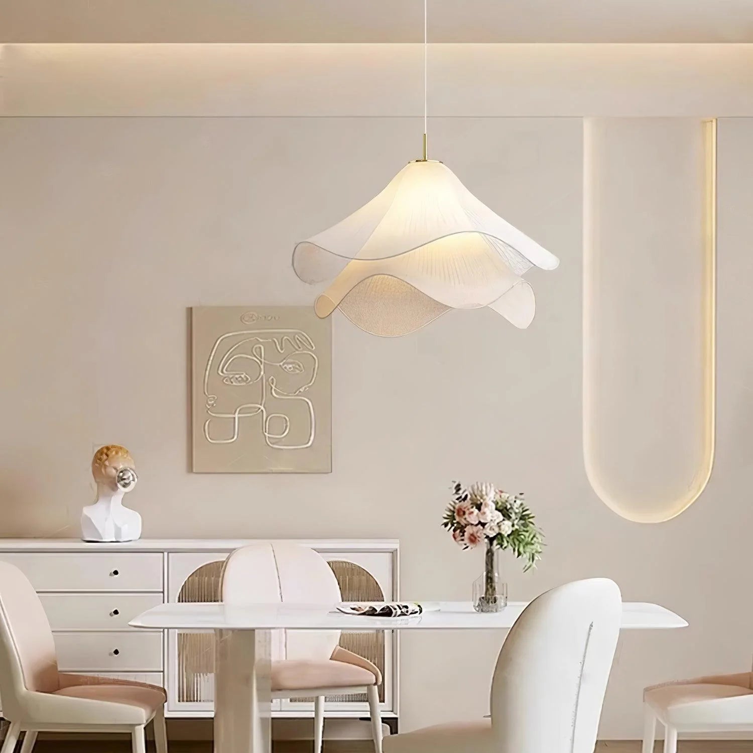 Suspension Pétales en Tissu Froncé — Lampe Style Français Crème | VOLANT™
