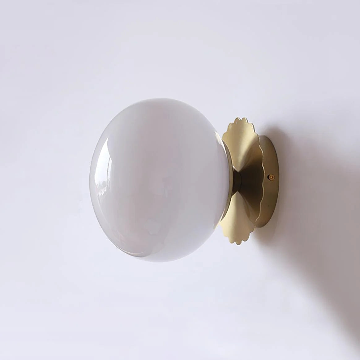 Applique Murale Globe en Verre Coloré — Lampe Murale Style Simple | PASTILLE™