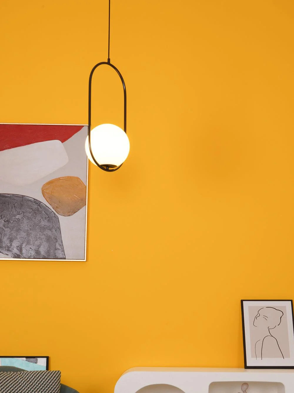 Suspension Boule de Verre & Tige Métal — Petit Lustre Style Bar Minimaliste | GOUTTELETTE™