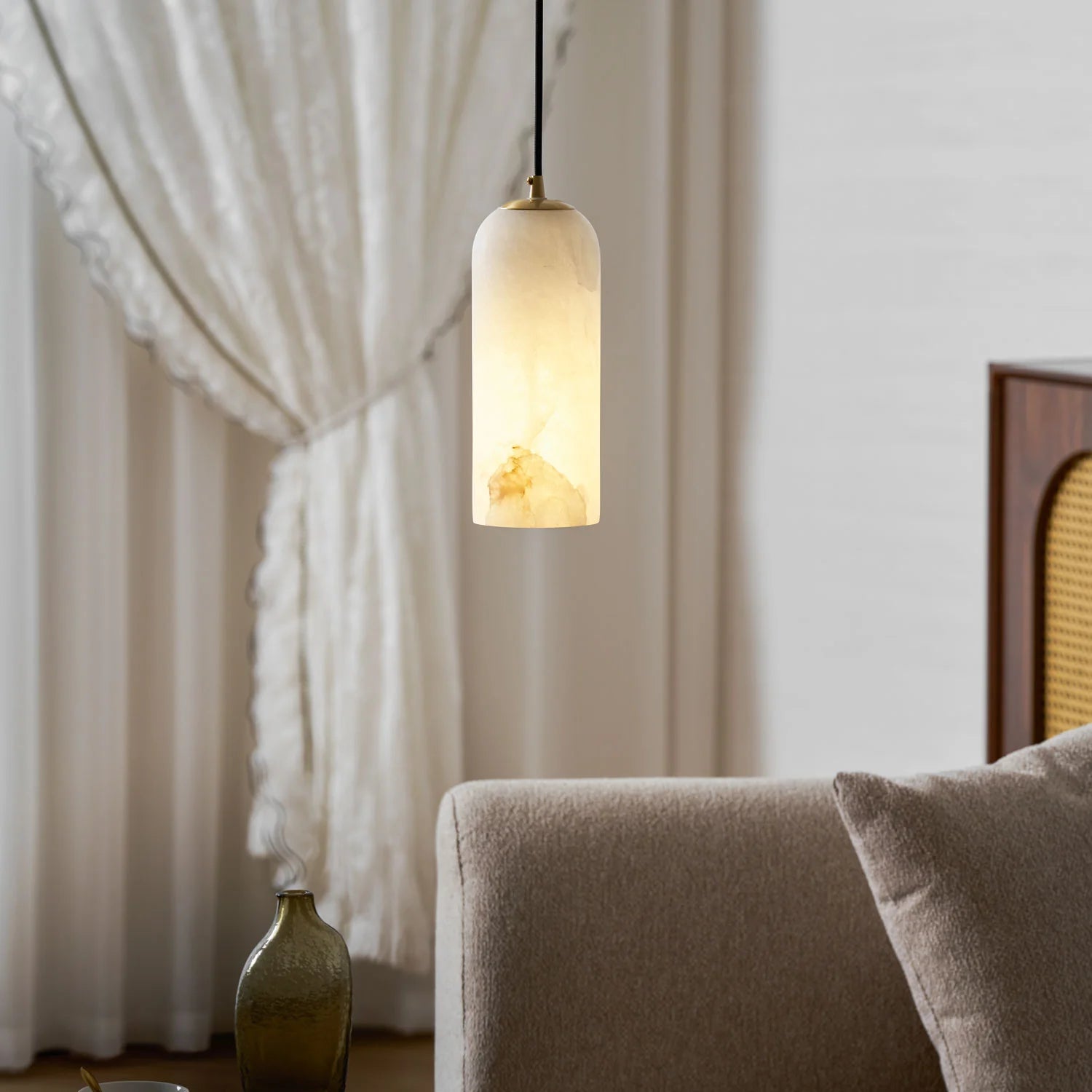 Suspension Cylindre en Marbre Espagnol — Petit Lustre Style Nordique Minimaliste | MENHIR™