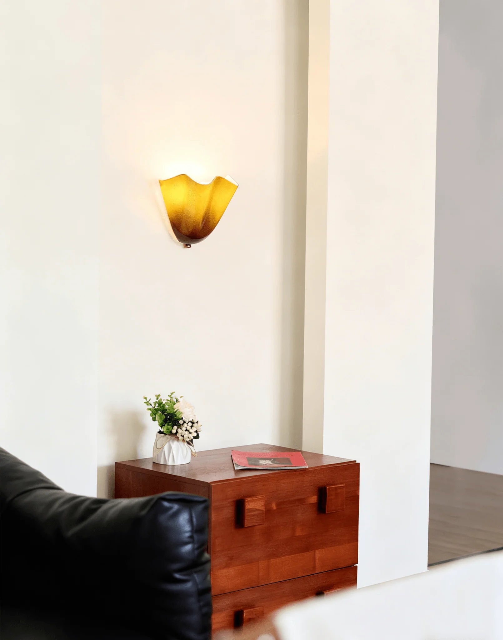 Applique Murale Design Verre Coloré Rétro Française pour Chambre & Salon | PÉTALE™