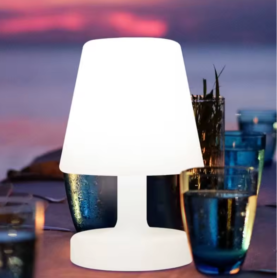 lampe de table en bambou Sayana au design luxueux et naturel