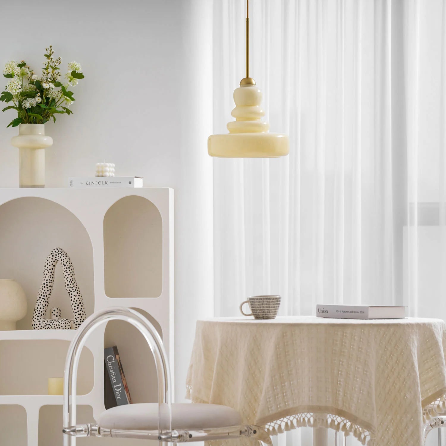 Suspension Cloche en Verre Teinté — Lustre Style Bauhaus Post-Moderne | CLOCHE™