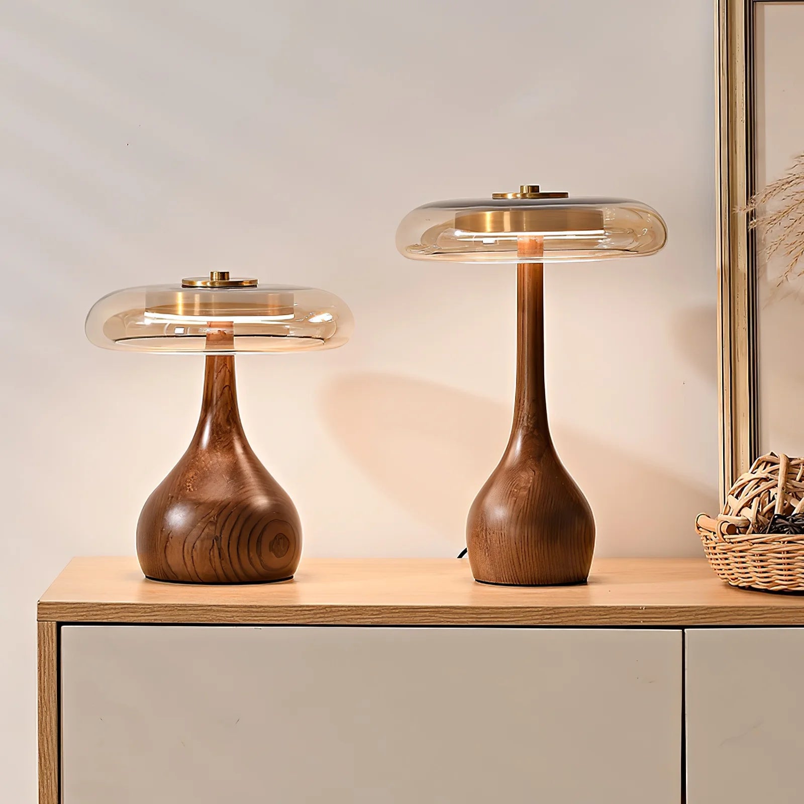 Lampe de Chevet Dôme en Verre & Pied en Bois Style Rétro | CALICE™