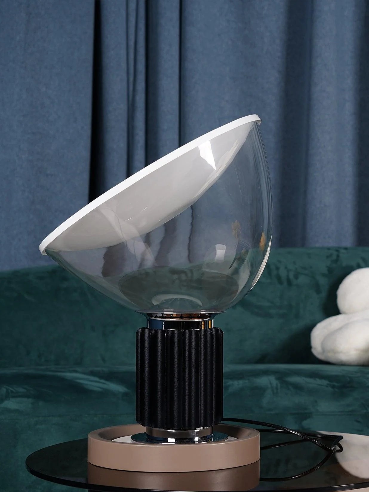 Lampe de Table Dôme en Verre Italien — Grande Lampe Style Moderne | OMBELLE™