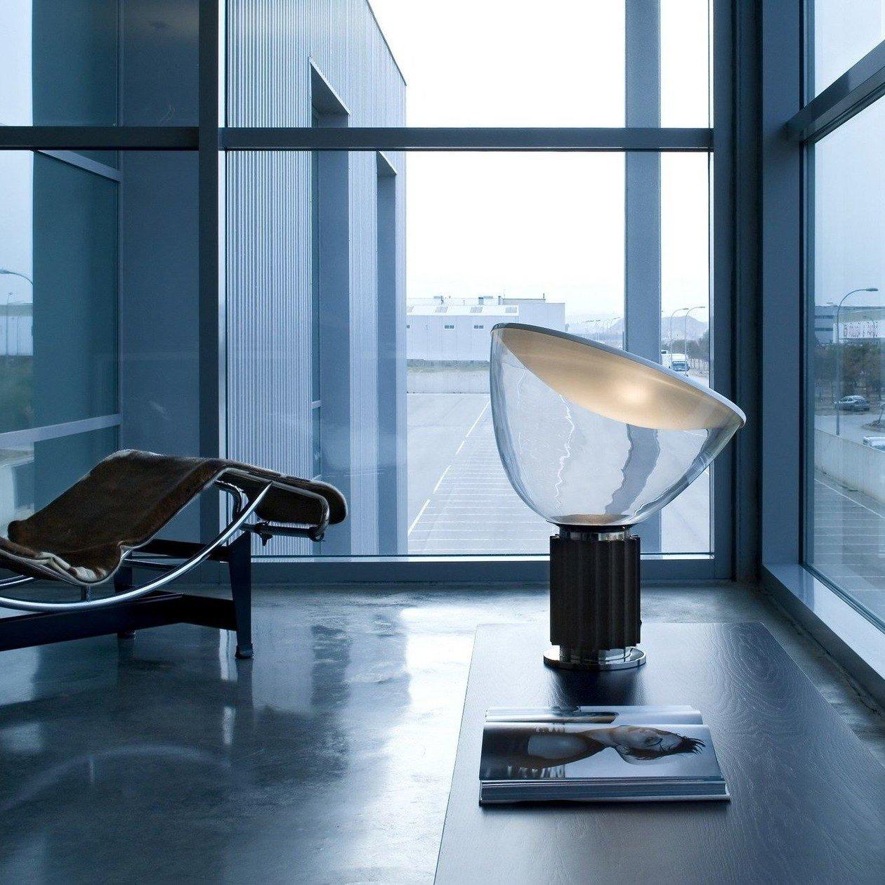 Lampe de Table Dôme en Verre Italien — Grande Lampe Style Moderne | OMBELLE™