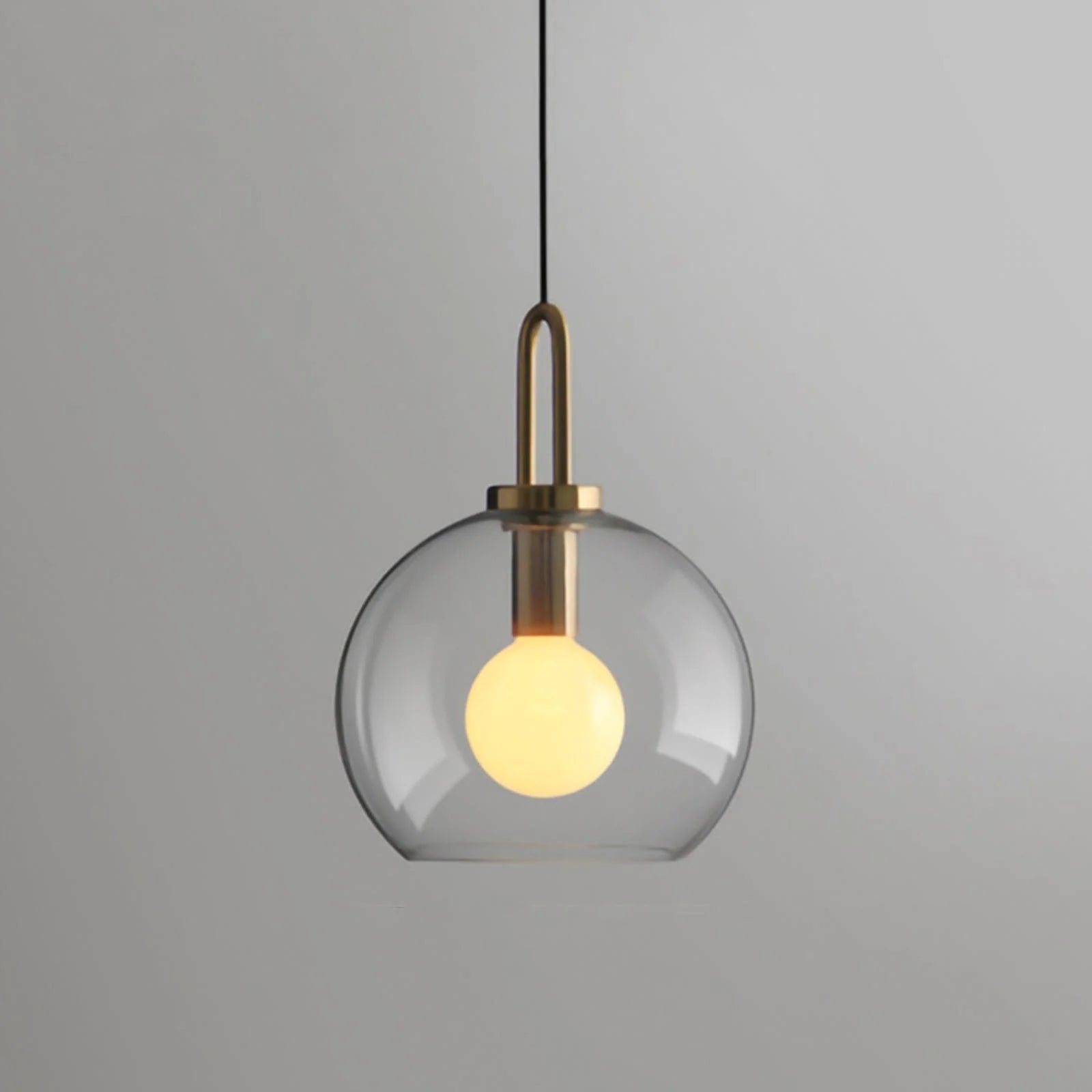 Suspension Boule en Verre Soufflé — Lustre Style Nordique | FLACON™