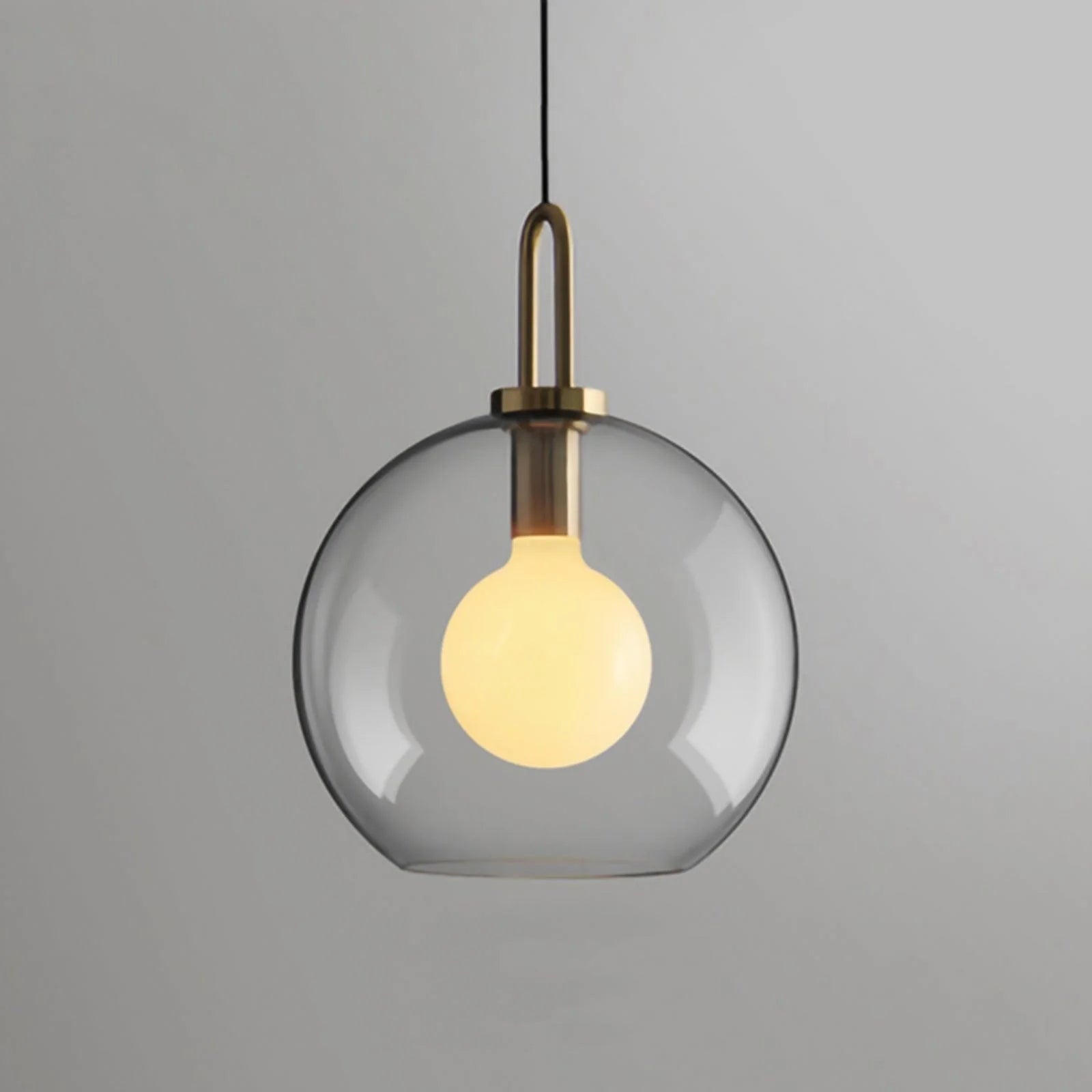Suspension Boule en Verre Soufflé — Lustre Style Nordique | FLACON™