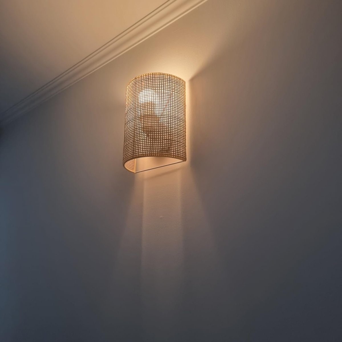Applique Murale en Bambou Tressé – Design Japandi et Zen pour Chambre ou Salon | BAMB™ - Lampes Design