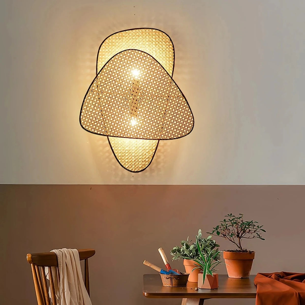 Applique Murale en Rotin Tressé — Lampe Écran Feuille Style Artisanal | TRESSÉ™ - Lampes Design